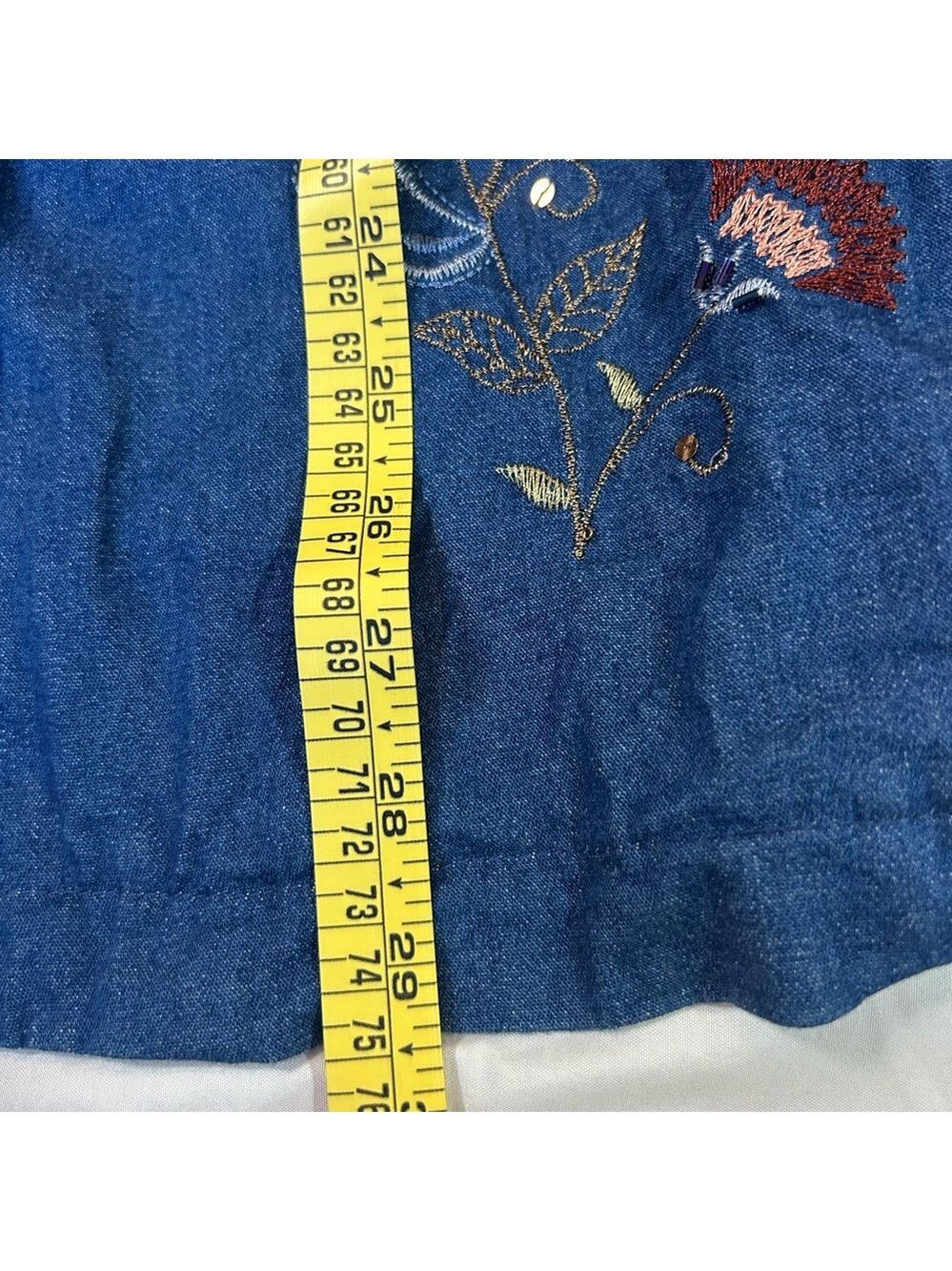 Alfred Dunner Chambray Denim Jacket 16W Blue Floral Embroidered Hippie Cottage - Picture 12 of 15